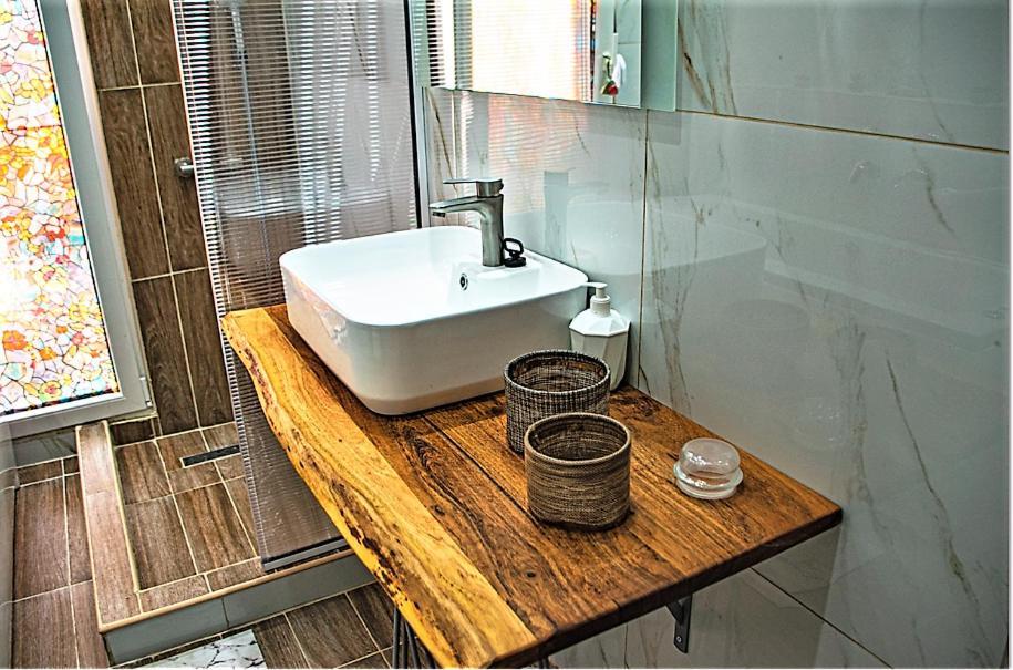 Kassandrou Suite Hot Tub-Jakuzzi - 2 Bedrooms - Big Balcony - Center Thessaloniki Exterior foto